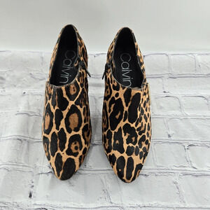 Calvin Klein Jeanna Statement 🐆 Leapord Hair Ankle Bootie Heels Size 6